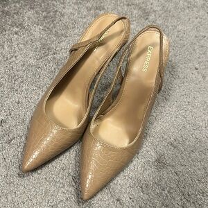 Express alligator print nude heels